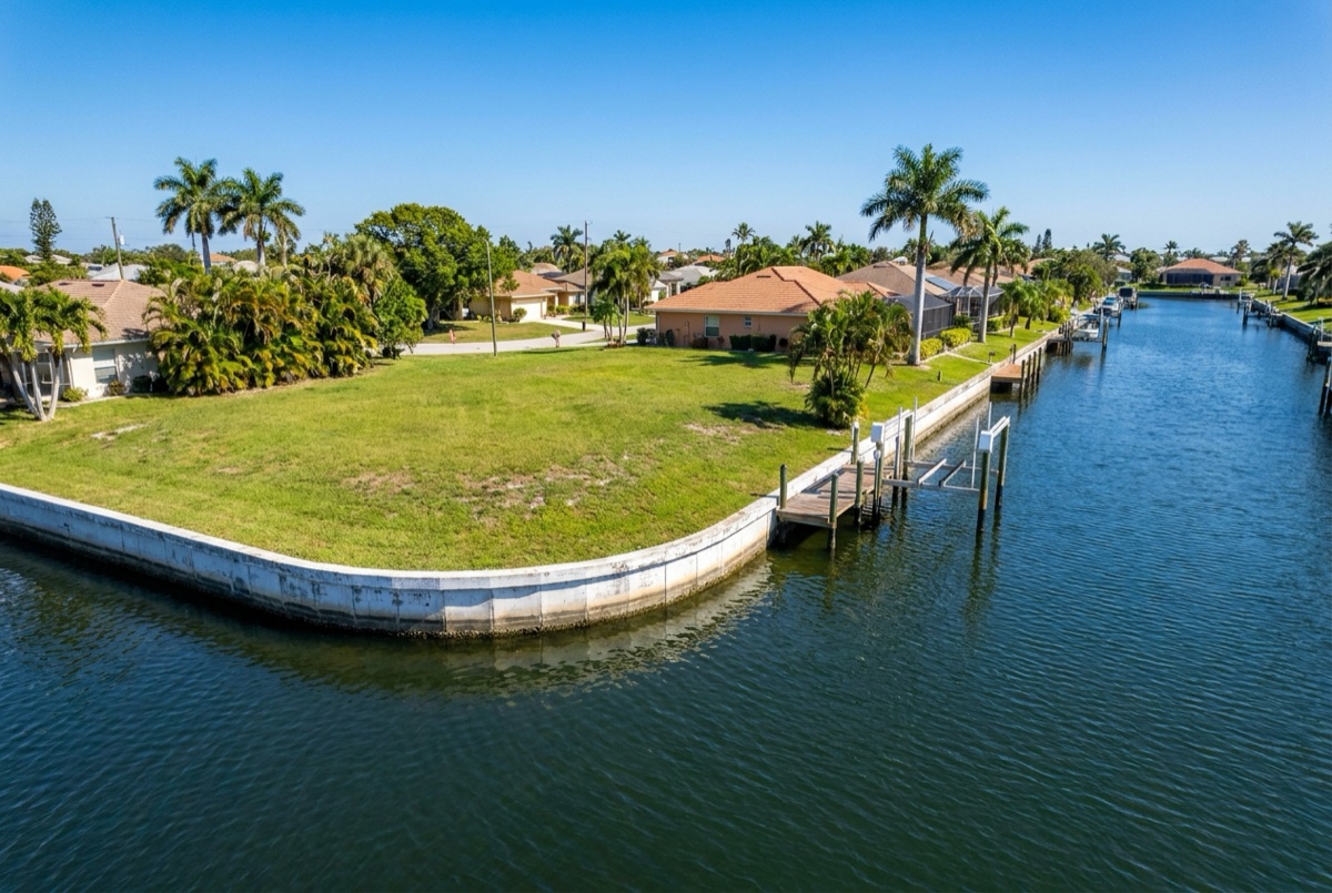 Concrete seawall — Estero, FL